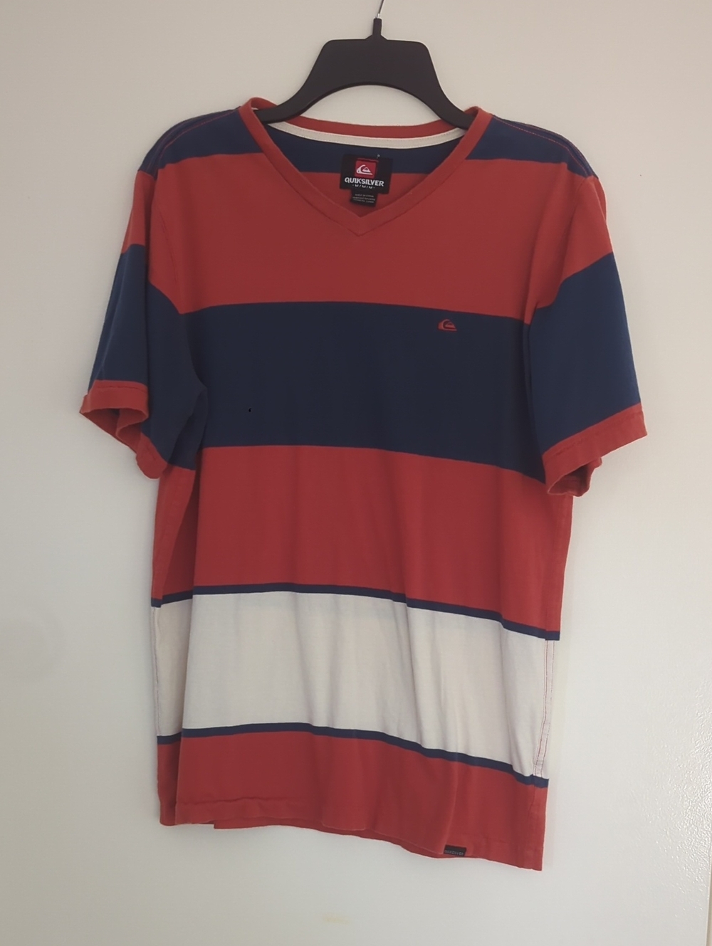 Quiksilver Men’s V-Neck Stripe Tee in Red, Navy & White